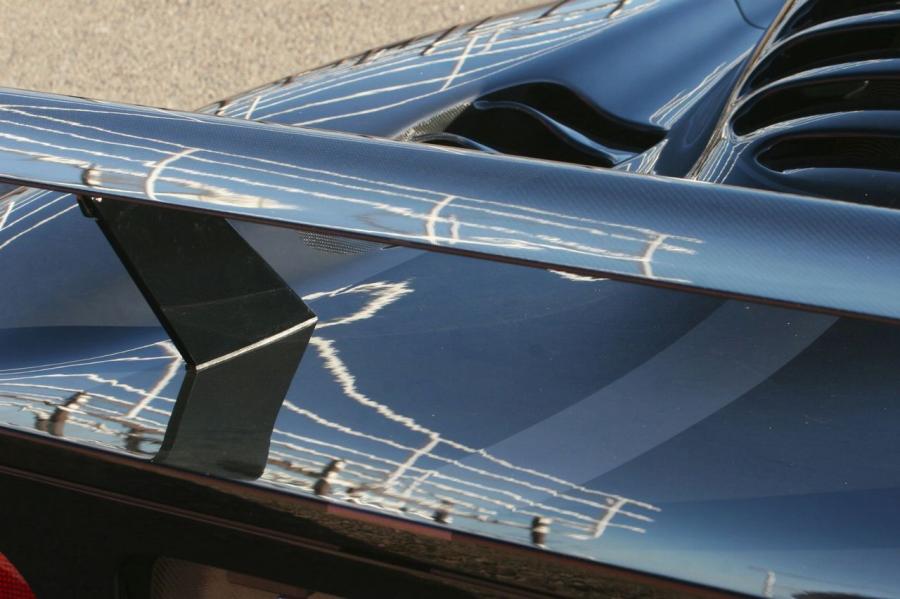 Детали экстерьера Mosler MT900 GTR XX Twin Turbo Land Shark 2009 года  (фото 3 из 22)